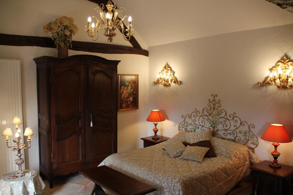 Le Relais De La Tour La Chaussee-Saint-Victor