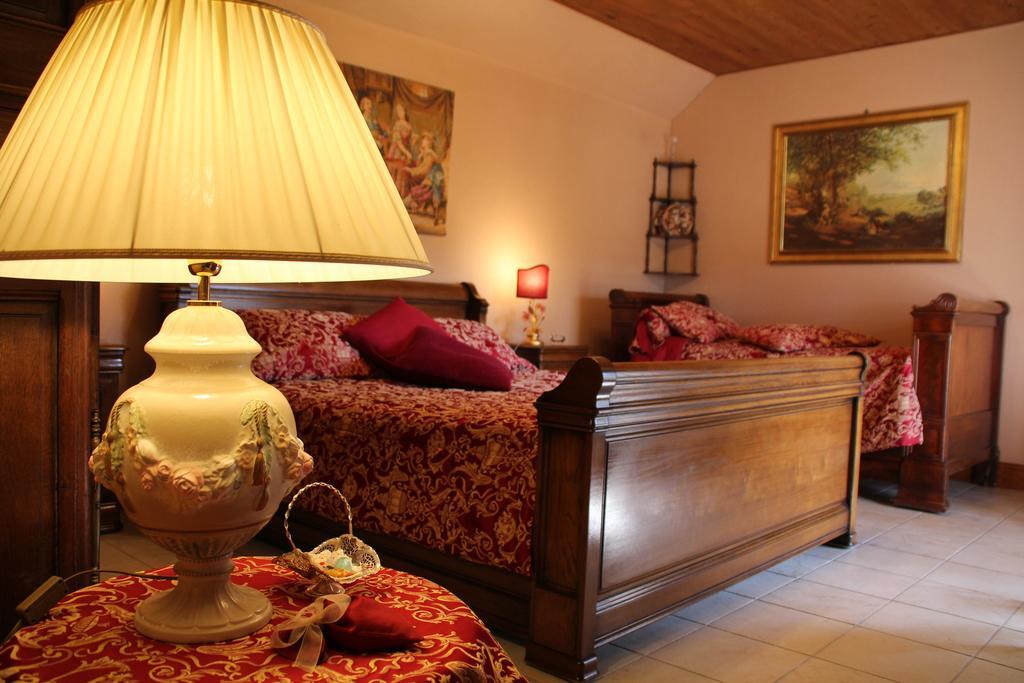 Le Relais De La Tour Bed & Breakfast La Chaussee-Saint-Victor